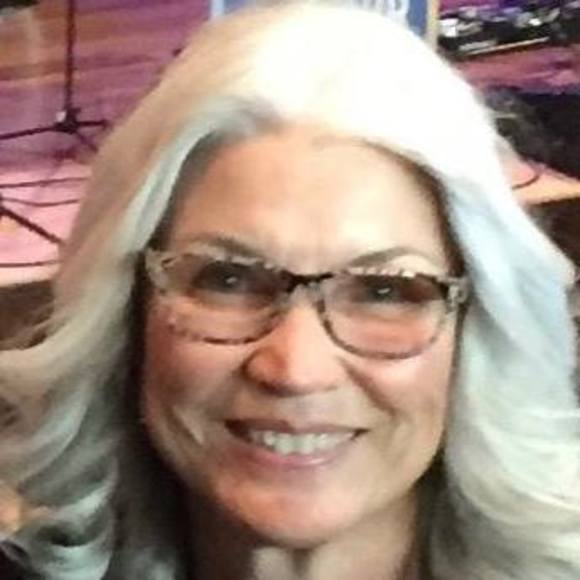 Meet your Posher, Luanne - Picture 1 of 1